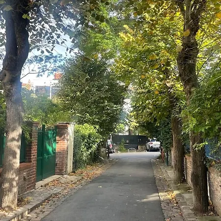 Magnifique Maison 15 Minutes Du Centre Historique De Paris *